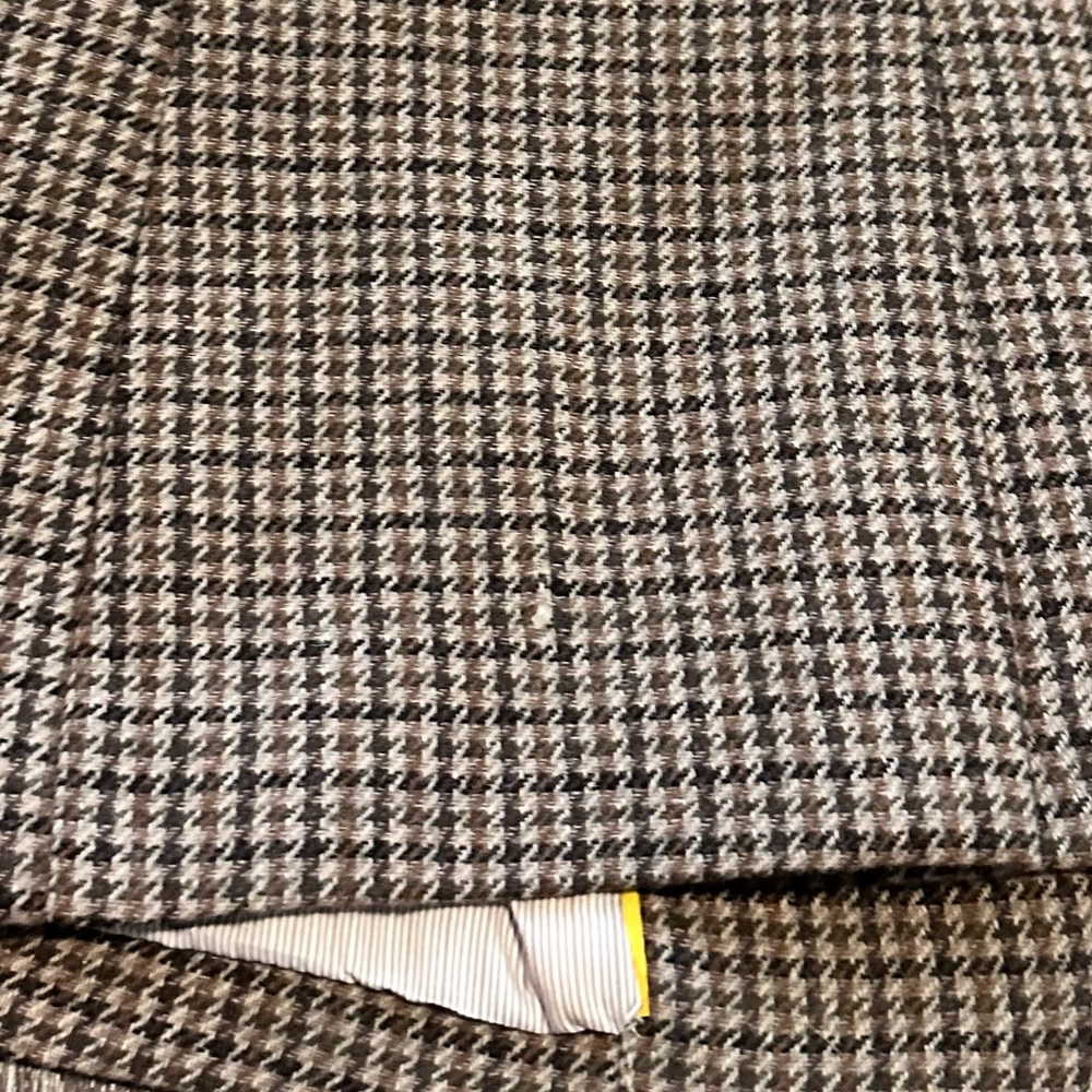 Blazer - Picture 3 of 4